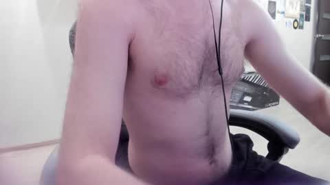 Snapshot of fluffycat_ chatting on February 15, 2025, 9:15 pm fluffycat online show from February 15, 2025, 9:15 pm