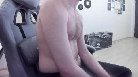 Snapshot of fluffycat_ chatting on March 4, 2025, 8:05 pm fluffycat online show from March 4, 2025, 8:05 pm