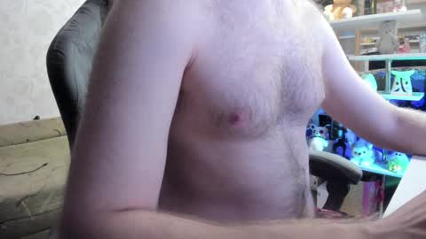 Snapshot of fluffycat_ chatting on October 8, 2025, 3:31 pm fluffycat online show from October 8, 2025, 3:31 pm