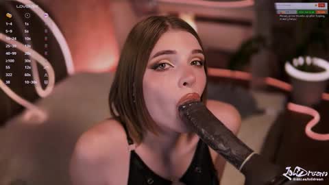 Snapshot of fluffyellie chatting on September 20, 2025, 1:56 pm ask me online show from September 20, 2025, 1:56 pm