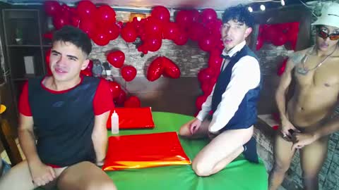 Snapshot of flyckers chatting on March 3, 2025, 12:48 am flyckers online show from March 3, 2025, 12:48 am