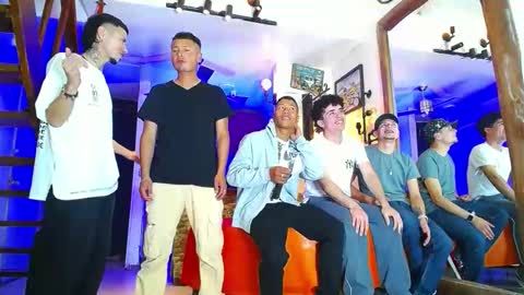 Snapshot of flyckers chatting on September 30, 2025, 8:14 pm flyckers online show from September 30, 2025, 8:14 pm