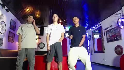 flyckers online show from March 1, 2026, 7:27 pm