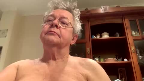 fmartin55 online show from February 16, 2026, 5:47 am