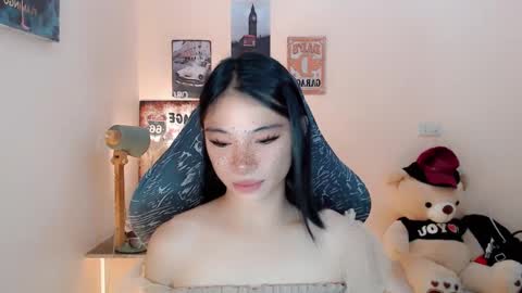 Snapshot of foeheart chatting on December 16, 2024, 5:27 am Foe online show from December 16, 2024, 5:27 am