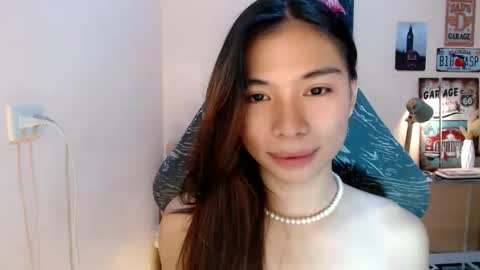 Snapshot of foeheart chatting on November 7, 2025, 6:30 pm Foe online show from November 7, 2025, 6:30 pm