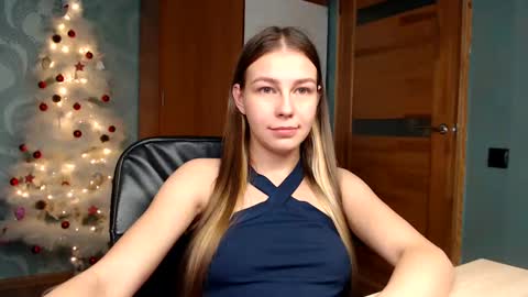 Snapshot of fofhcf chatting on December 16, 2024, 3:30 am Molli Ready for any play with you. Hottest show in pvt Help a student earn big tokens online show from December 16, 2024, 3:30 am