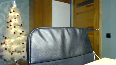 Snapshot of fofhcf chatting on December 27, 2024, 12:29 am Molli Ready for any play with you. Hottest show in pvt Help a student earn big tokens online show from December 27, 2024, 12:29 am