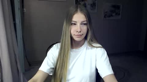 Snapshot of fofhcf chatting on September 22, 2025, 8:44 pm Molli Ready for any play with you. Hottest show in pvt Help a student earn big tokens online show from September 22, 2025, 8:44 pm