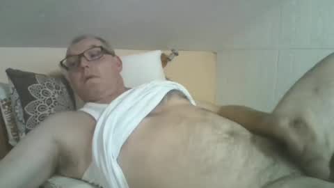 Snapshot of fojtik chatting on October 19, 2025, 10:32 pm Fojtik online show from October 19, 2025, 10:32 pm