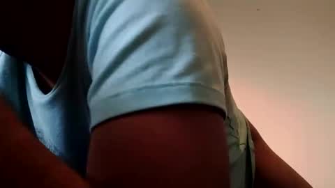 Snapshot of follonwx16xd chatting on September 15, 2025, 9:15 pm follonwx16xd online show from September 15, 2025, 9:15 pm