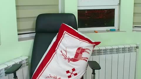 Snapshot of followknight chatting on January 13, 2025, 5:33 pm independent model online show from January 13, 2025, 5:33 pm