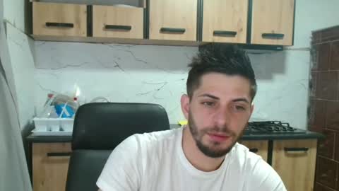 Snapshot of followknight chatting on February 18, 2025, 9:42 pm independent model online show from February 18, 2025, 9:42 pm