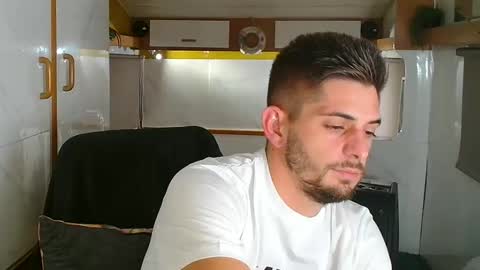 Snapshot of followknight chatting on October 20, 2025, 5:13 pm independent model online show from October 20, 2025, 5:13 pm