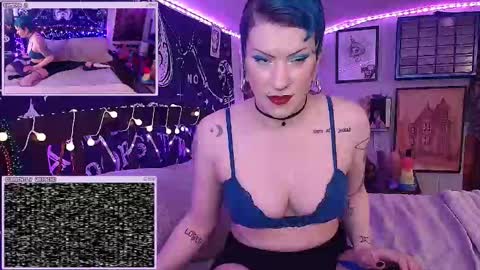 Fonda Dix online show from November 19, 2025, 7:19 am