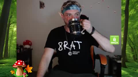 Snapshot of forest_brat chatting on January 10, 2025, 9:13 am forest brat online show from January 10, 2025, 9:13 am