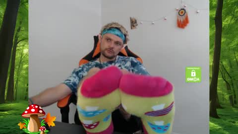 Snapshot of forest_brat chatting on January 26, 2025, 3:59 am forest brat online show from January 26, 2025, 3:59 am