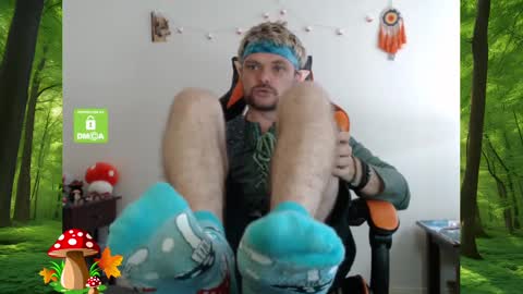 Snapshot of forest_brat chatting on February 2, 2025, 1:55 am forest brat online show from February 2, 2025, 1:55 am