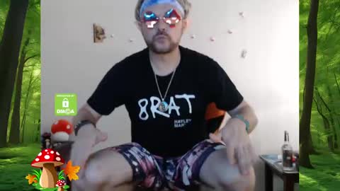 Snapshot of forest_brat chatting on February 8, 2025, 4:25 am forest brat online show from February 8, 2025, 4:25 am