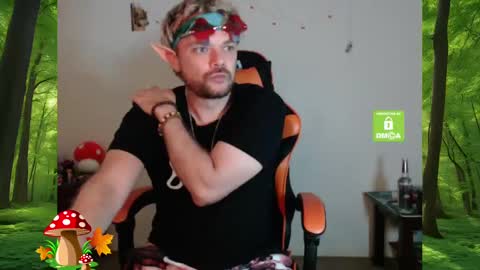 Snapshot of forest_brat chatting on February 8, 2025, 10:39 am forest brat online show from February 8, 2025, 10:39 am