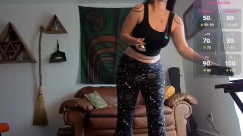 forestdarling online show from February 9, 2026, 7:29 pm