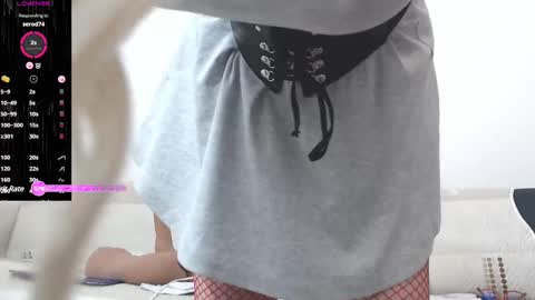 Snapshot of forever_barbie chatting on December 5, 2024, 3:59 am Adana online show from December 5, 2024, 3:59 am