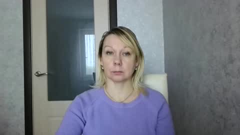 forever_smilex online show from December 16, 2024, 9:14 am
