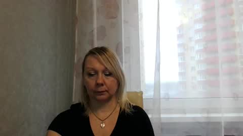 forever_smilex online show from January 28, 2025, 9:19 am