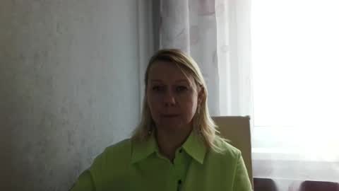 forever_smilex online show from January 31, 2025, 9:48 am