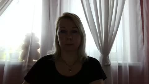 forever_smilex online show from March 10, 2025, 6:05 am