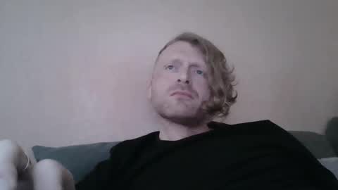 forgotten_lover online show from December 6, 2024, 11:11 am