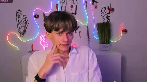 Snapshot of fose_di chatting on January 6, 2026, 7:28 pm fose di online show from January 6, 2026, 7:28 pm