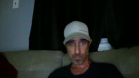 fouraide42 online show from March 27, 2026, 8:37 am