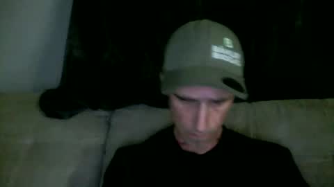 fouraide42 online show from May 27, 2026, 3:47 am
