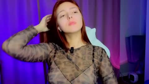 fox_muses online show from June 19, 2026, 3:22 am