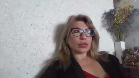 Snapshot of fox_red_lady7 chatting on March 5, 2026, 9:49 am fox_red_lady7 online show from March 5, 2026, 9:49 am