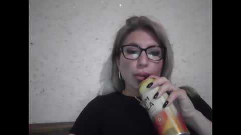 Snapshot of fox_red_lady7 chatting on March 16, 2026, 7:29 pm fox_red_lady7 online show from March 16, 2026, 7:29 pm