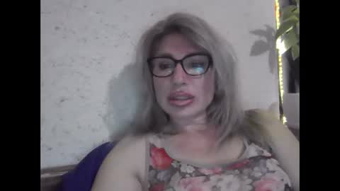 Snapshot of fox_red_lady7 chatting on March 29, 2026, 9:04 pm fox_red_lady7 online show from March 29, 2026, 9:04 pm