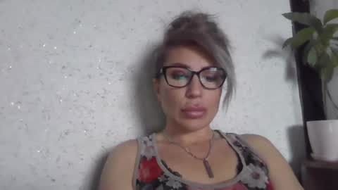 Snapshot of fox_red_lady7 chatting on March 30, 2026, 11:44 am fox_red_lady7 online show from March 30, 2026, 11:44 am