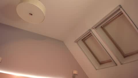 Hello world Feel free to follow  online show from October 18, 2025, 3:24 pm