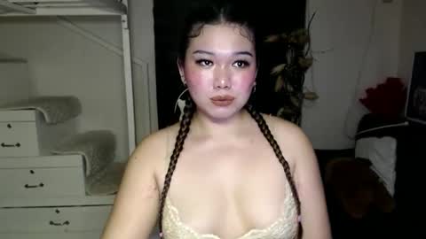 Snapshot of foxieeealona chatting on March 10, 2026, 2:33 pm Alicia Baby online show from March 10, 2026, 2:33 pm