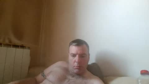 foxxx1982 online show from June 21, 2026, 11:57 am