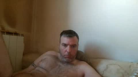 foxxx1982 online show from June 27, 2026, 10:20 am