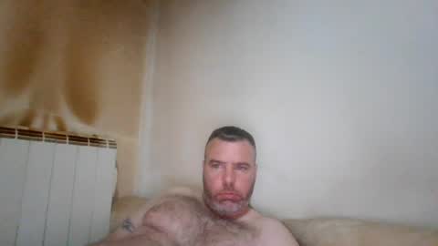 foxxx1982 online show from July 10, 2026, 9:39 pm