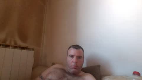 foxxx1982 online show from July 20, 2026, 10:18 am