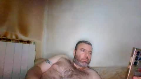 foxxx1982 online show from August 4, 2026, 9:28 pm