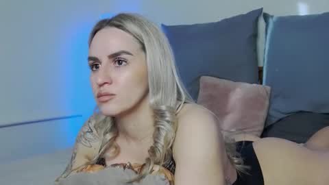 Foxy Kimmi online show from January 16, 2026, 7:01 am