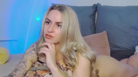 Foxy Kimmi online show from April 9, 2026, 6:41 am