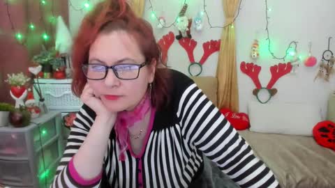 foxydesiree online show from January 2, 2025, 7:51 pm
