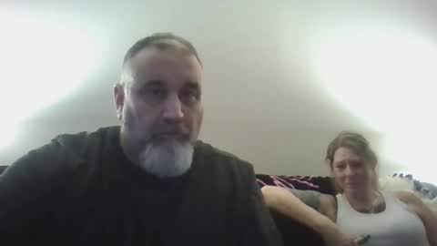 foxyfang online show from March 9, 2025, 3:32 am